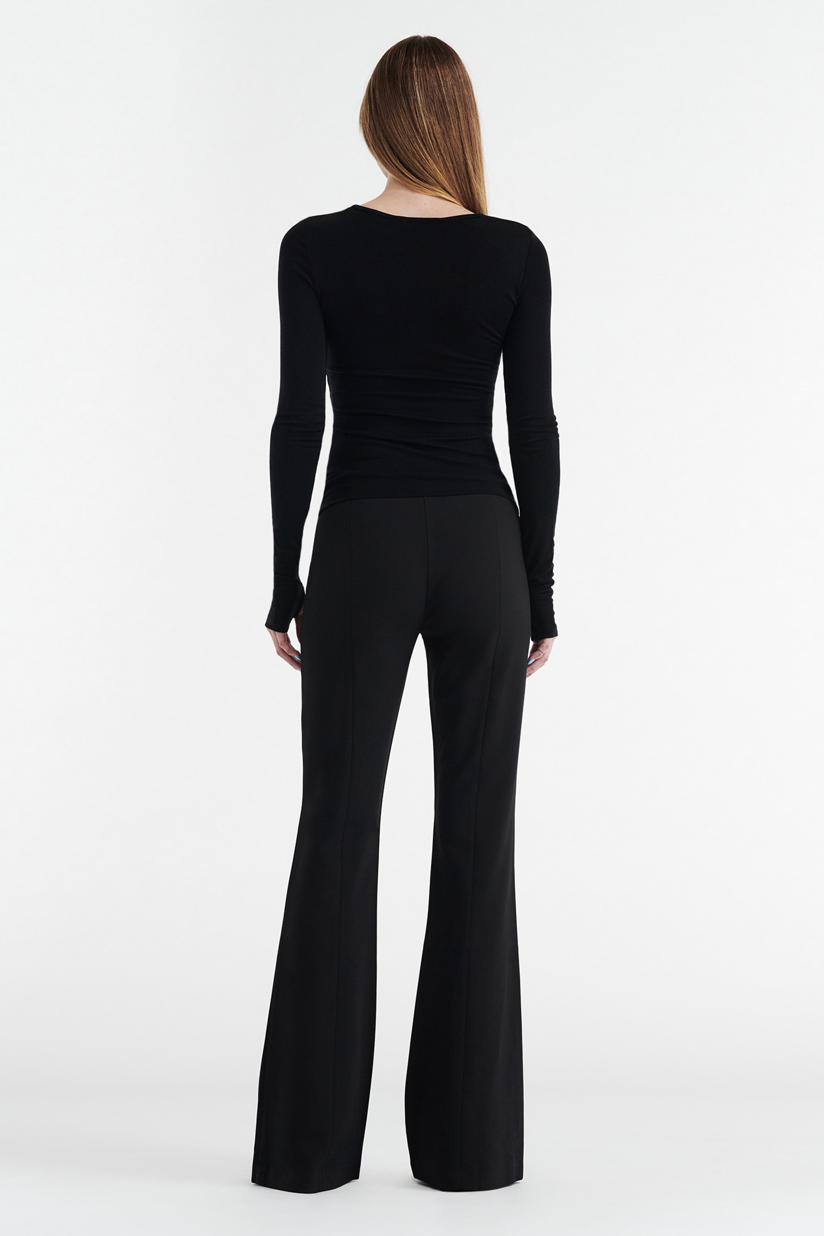 CDP16351-ANNA-LONG-SLEEVE-BASIC-KNIT-TOP-BLACK-02_483b7a12-ebd1-4d70-bdb0-dd8072d4083b