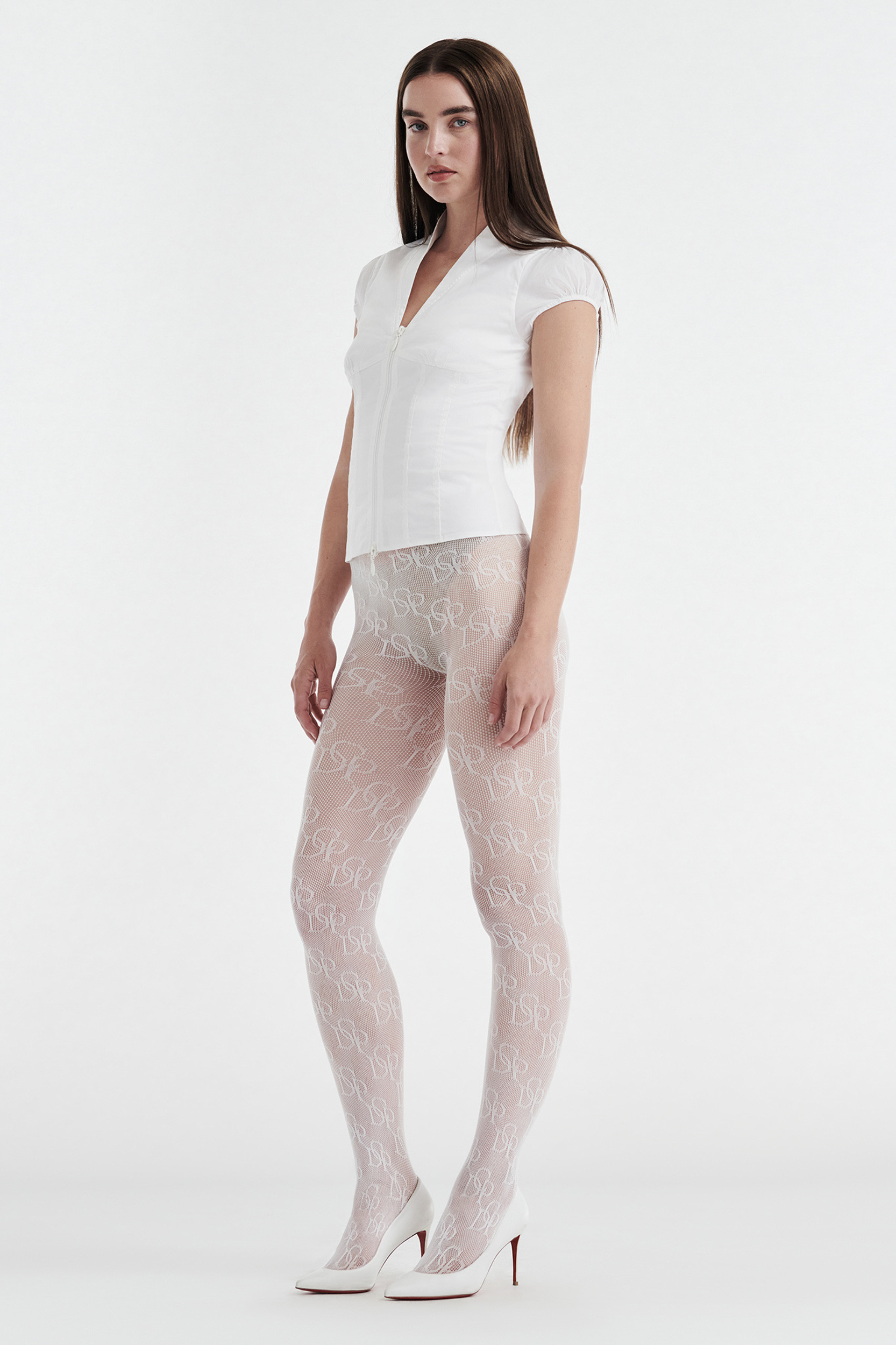 CHRISTINE-STOCKING-WHITE-02