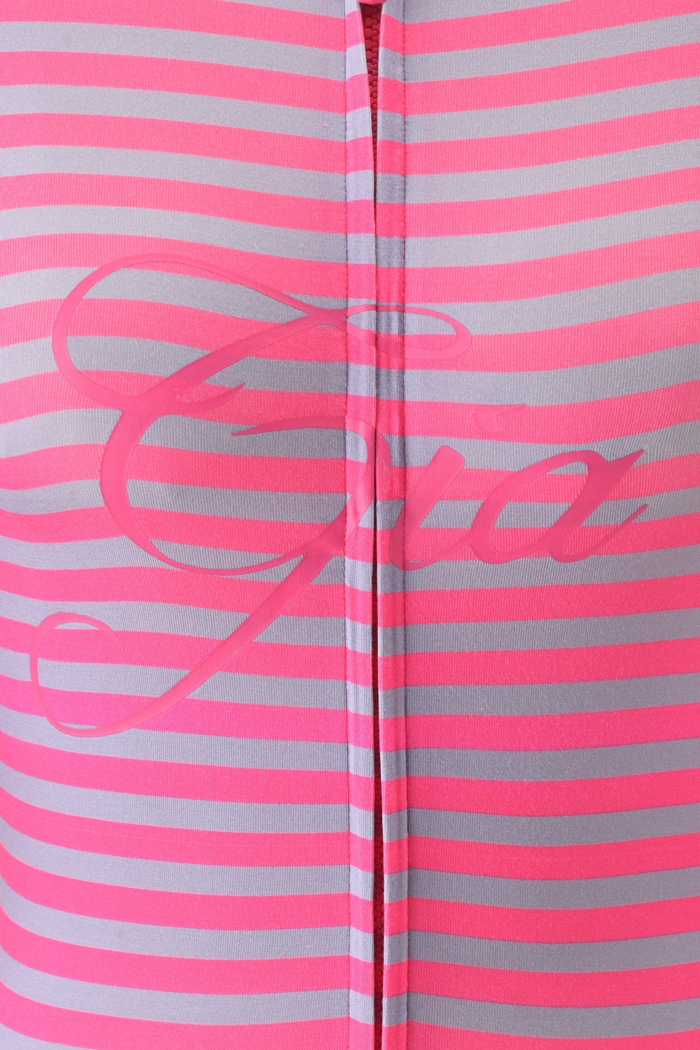 GIA12252-HOTPINKSTRIPE-BLAREHOODIE-DETAILAPPROVED