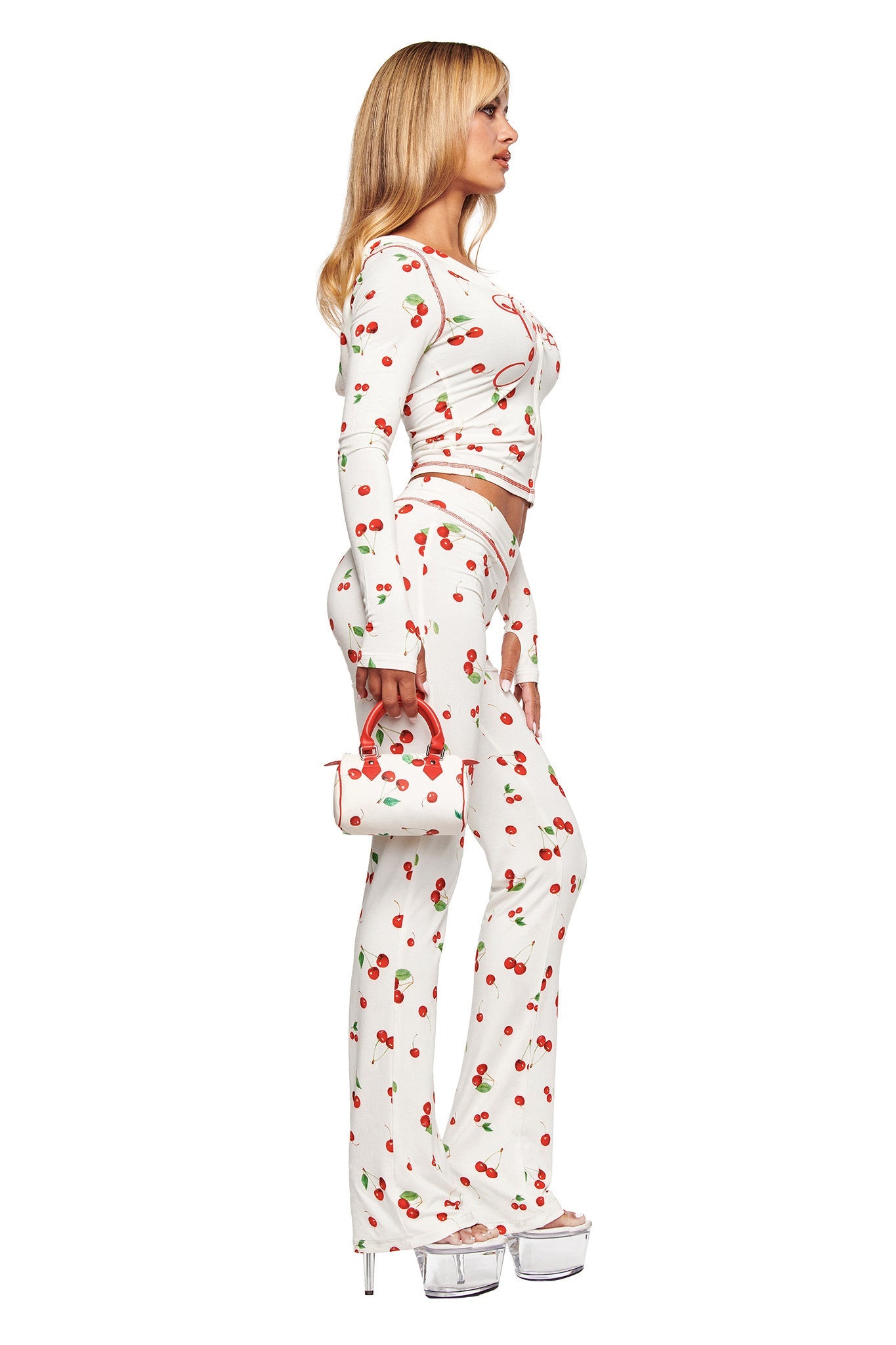 GIA12253-BLARE-TRACKPANT-CHERRY-01_7e959d4b-995d-430a-8aba-9c60a9138500