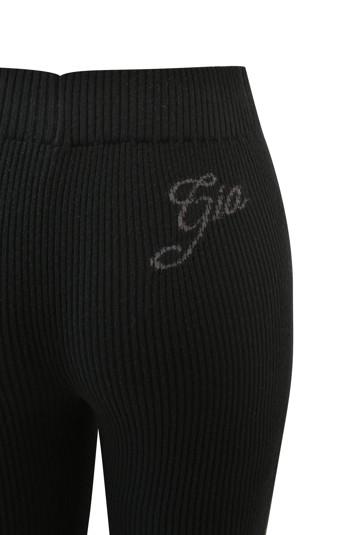 GIA18156-BLACK-WINTERBLARETRACKPANT-DETAILAPPROVED