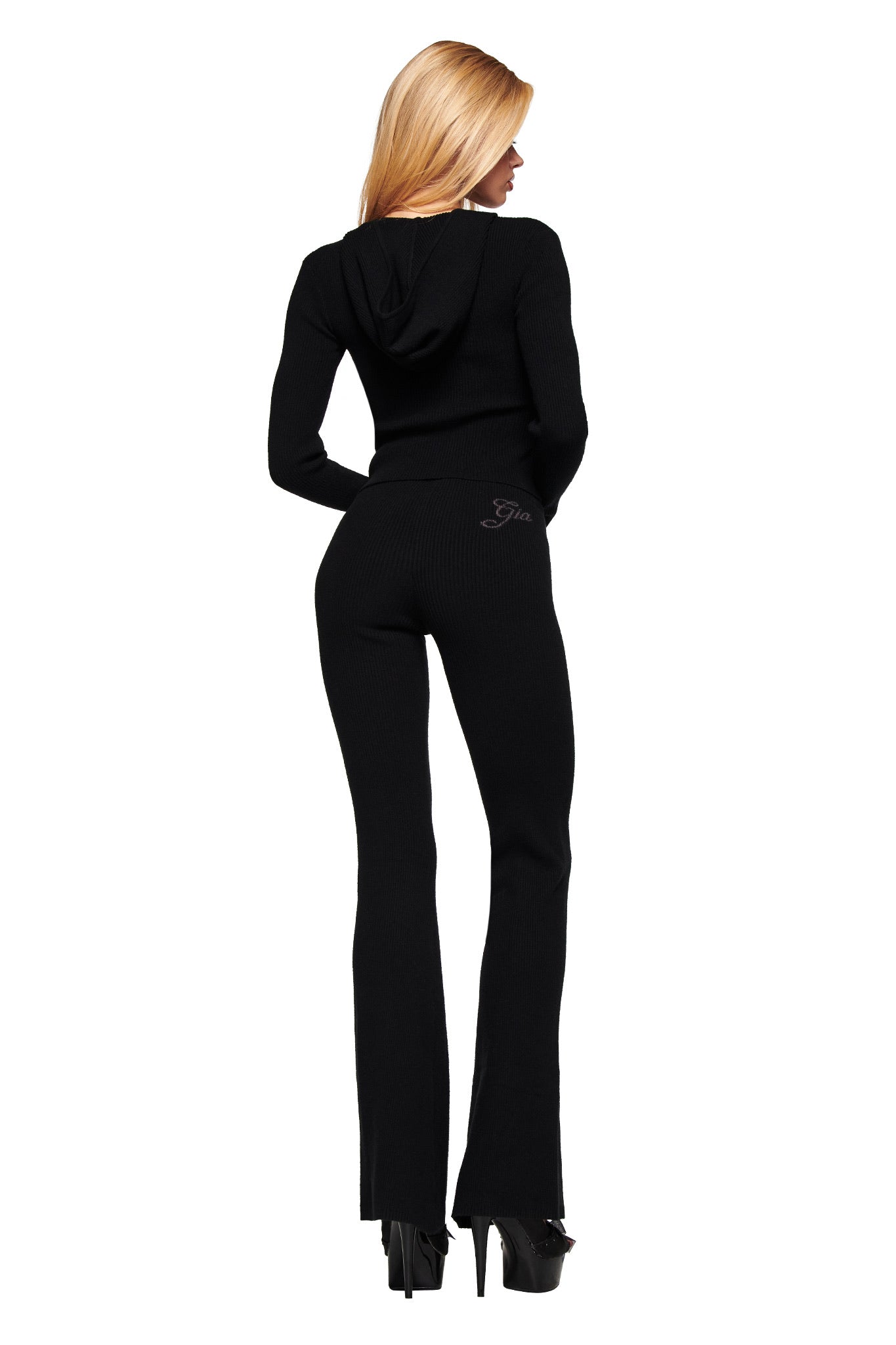 GIA18156-WINTER-BLARE-TRACKPANT-BLACK-03_db37dc99-e12b-4a35-82f0-a43264380771