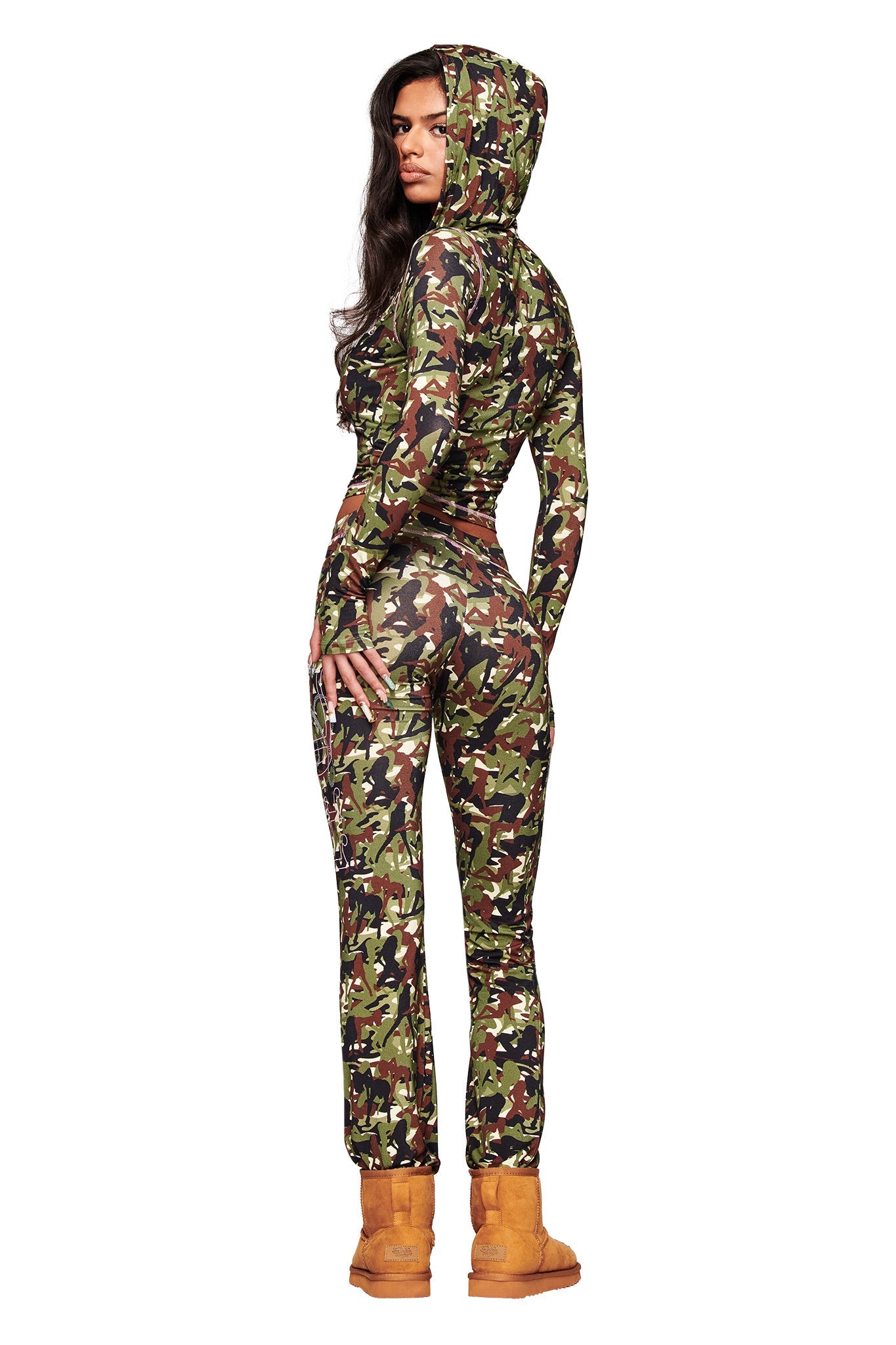 GIA18234-VONDUTCH-BLARE-TRACKPANT-CAMO-08_4d66f77d-e2d6-405f-b100-688b8e230c1d