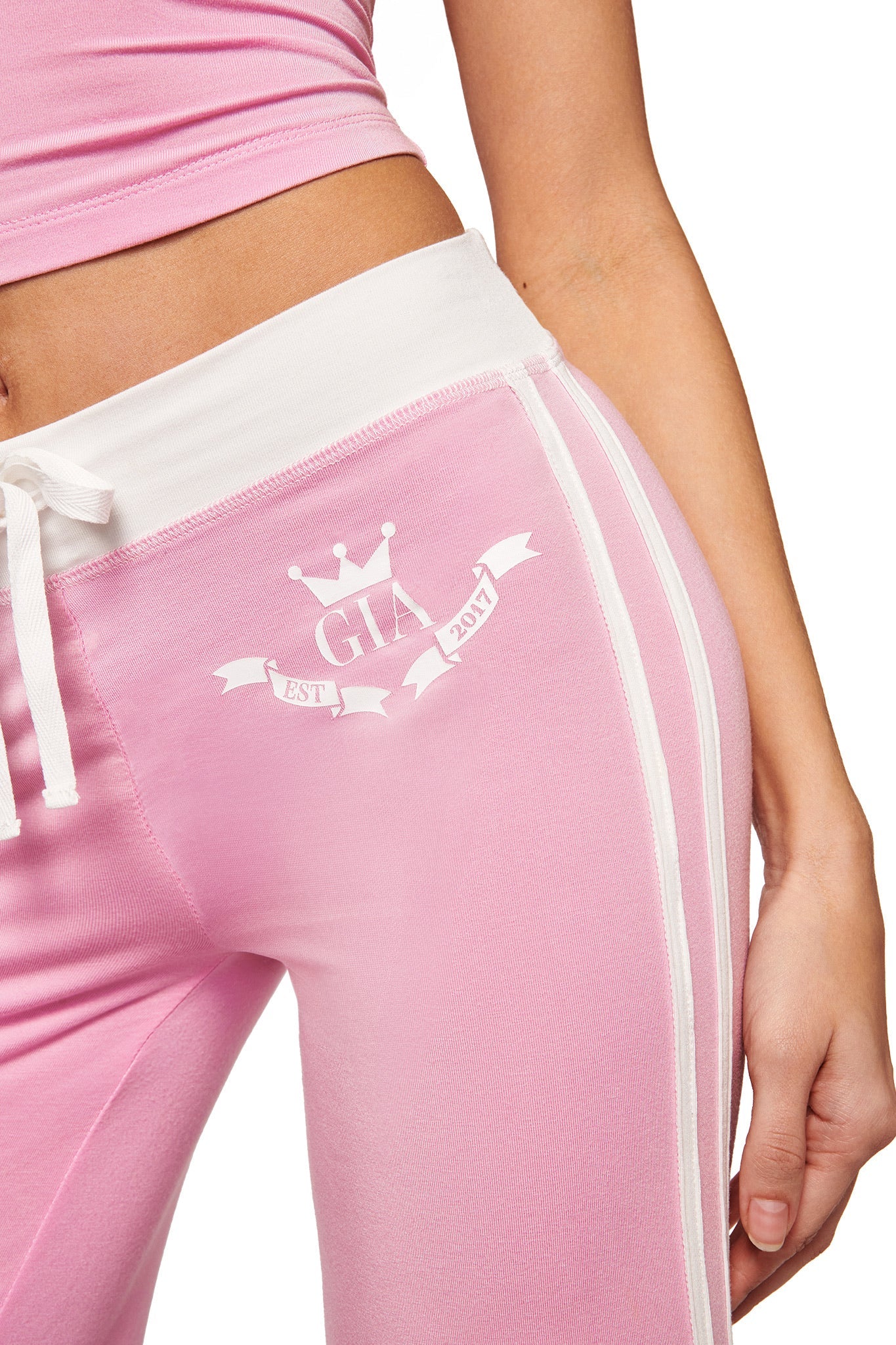 GIA18584-BLARE-VARSITY-TRACKPANT-PINK-01