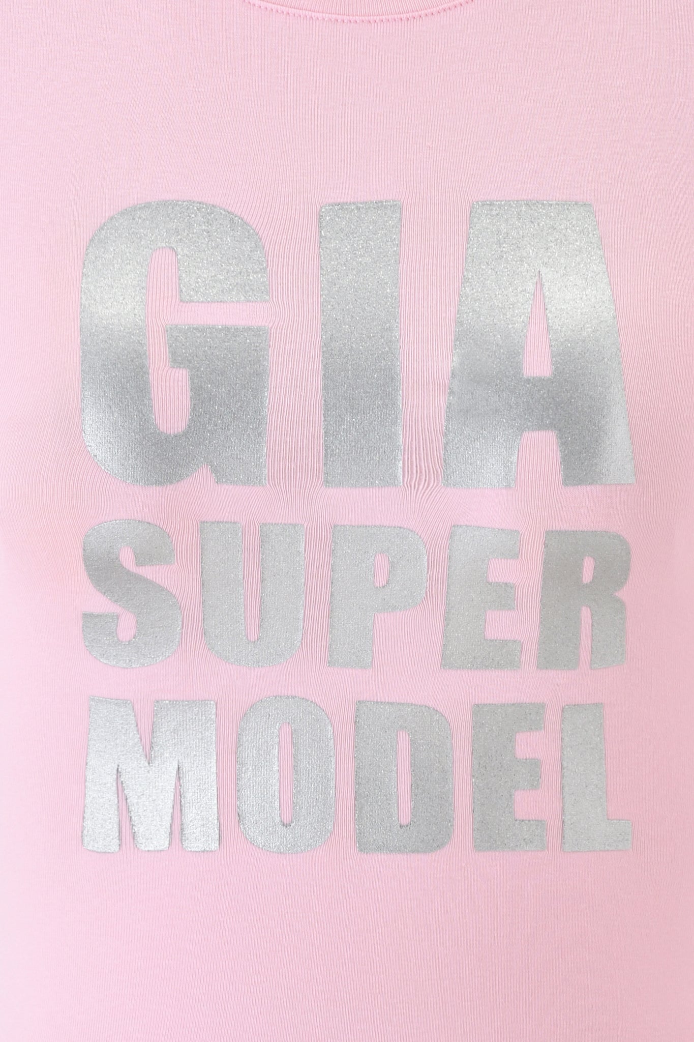 GIA18977-SUPERMODEL-COURTNEYTANK-DETAILAPPROVED_73f59080-482d-4b1a-95d3-85a8afbe2b70