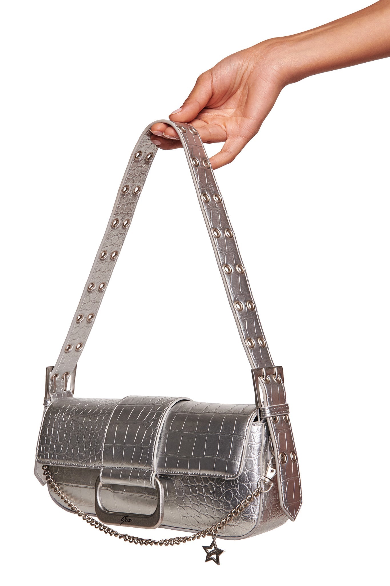 GIACC18906-MILA-METALLIC-BAG-SILVER-03