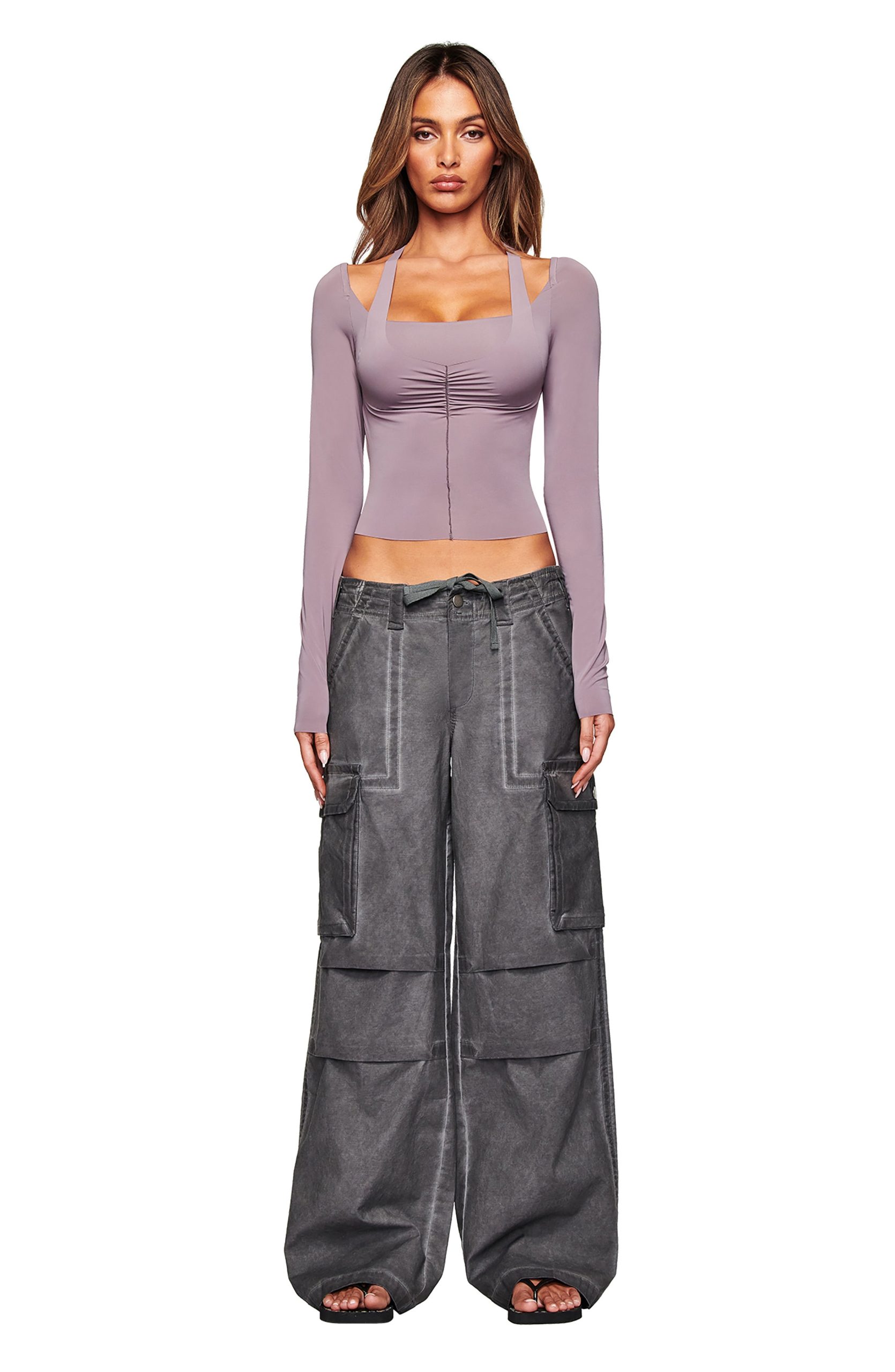 IAMGIA-NERINALSTOP-GIA17147-STEEL_JAXXONCARGOPANT-GIA14267-BLACKSTONEWASH_4